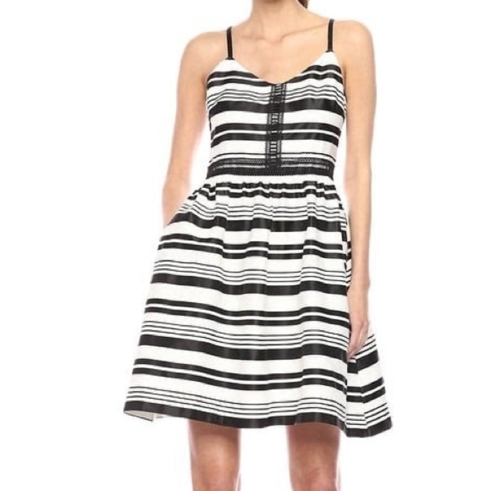 Black and white Jessica Simpson dress